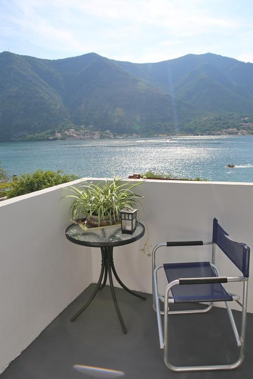 Apartment Jovana Kotor Rum bild