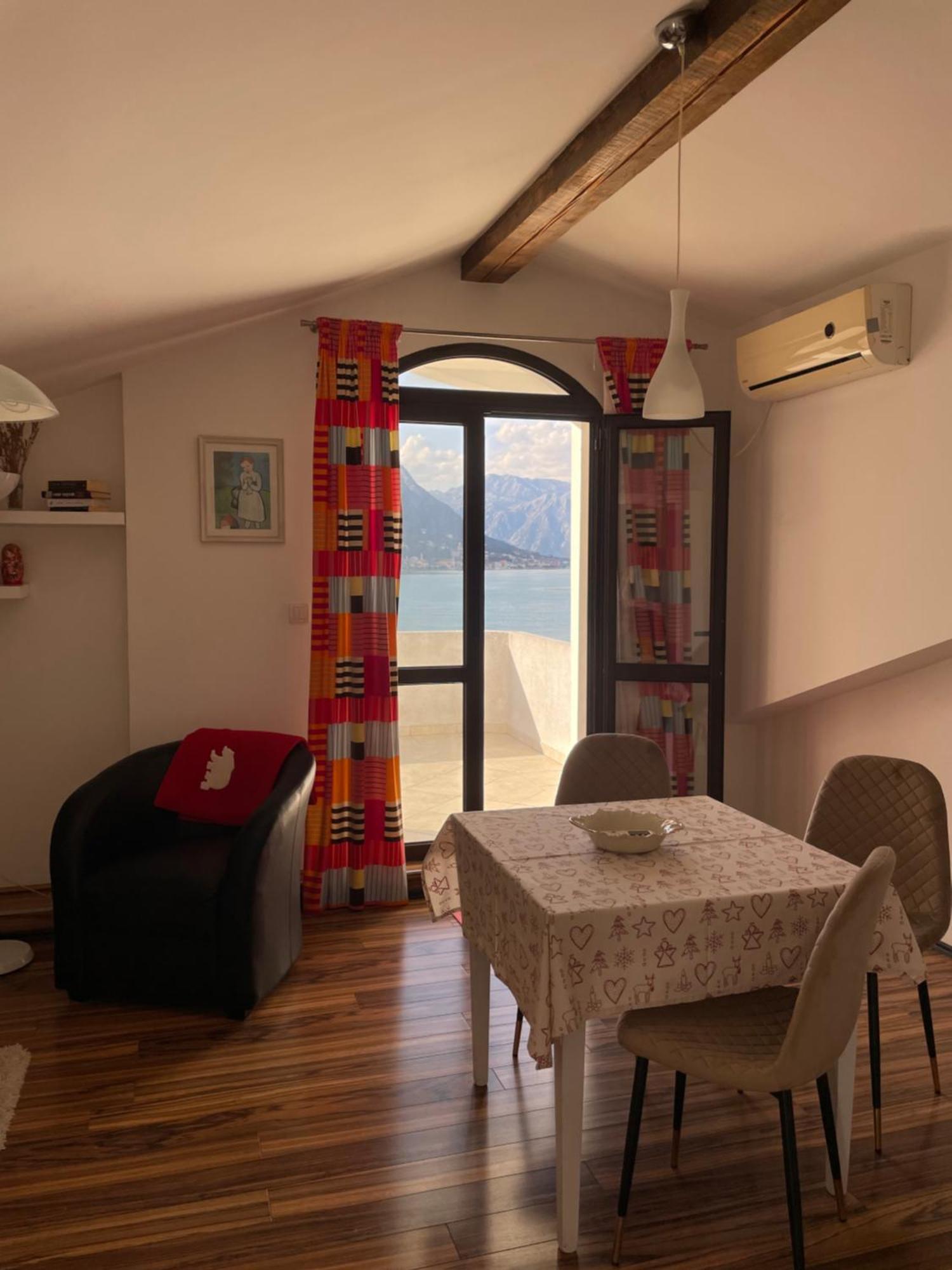 Apartment Jovana Kotor Exteriör bild