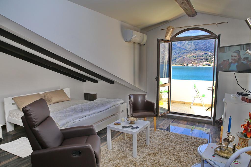 Apartment Jovana Kotor Exteriör bild