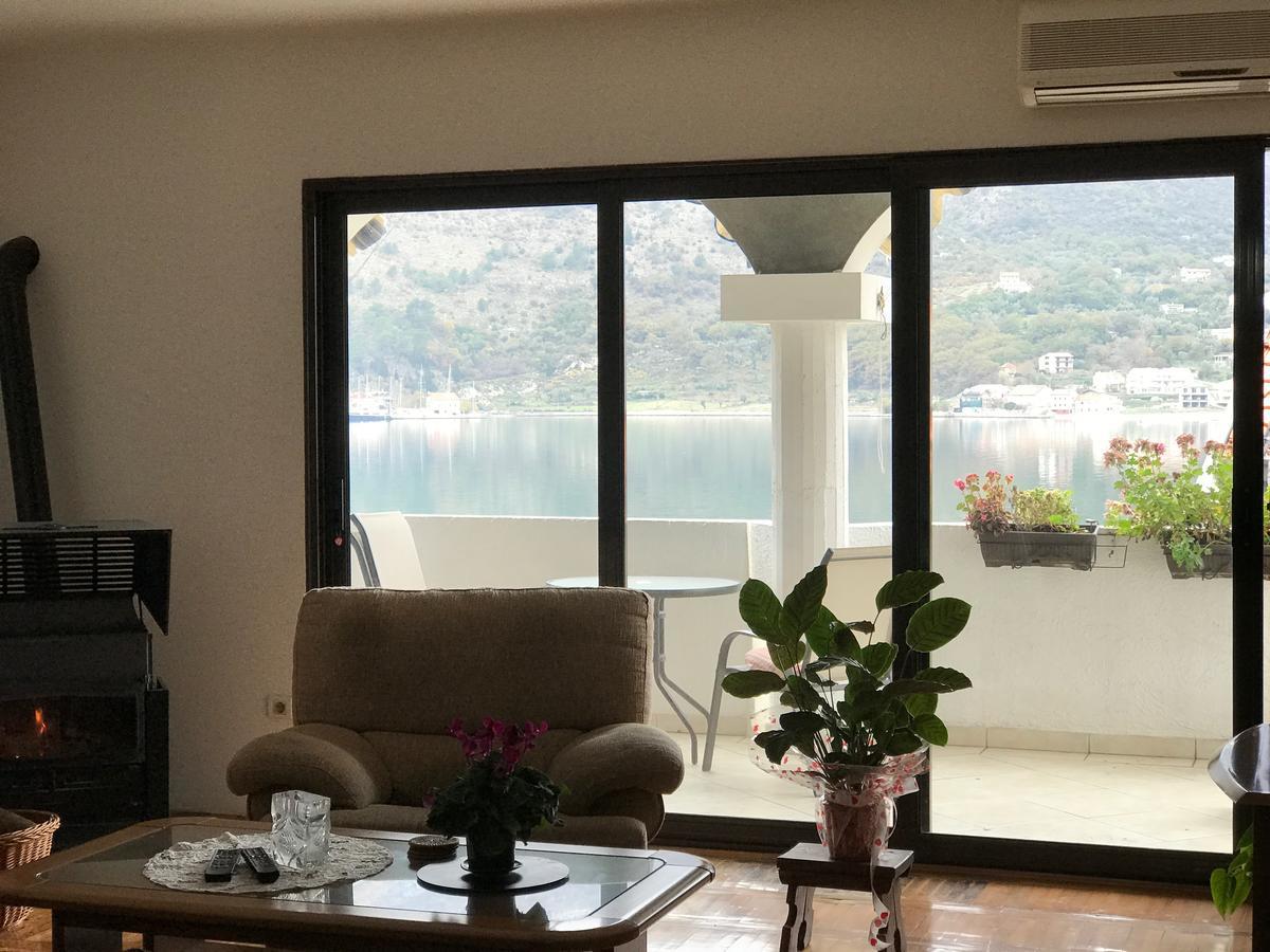 Apartment Jovana Kotor Exteriör bild